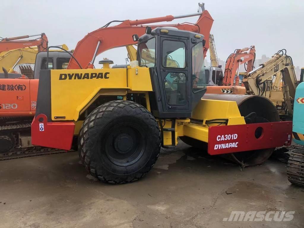 Dynapac CA 301 D Tahačové válce