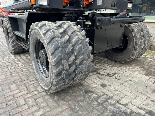 Hitachi ZX 170 W-6 Kolová rýpadla