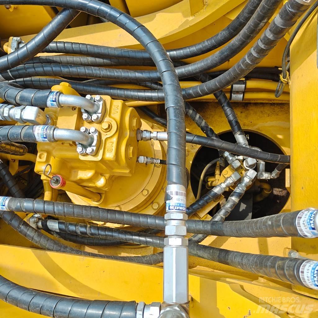 Komatsu 350-7 Pásová rýpadla