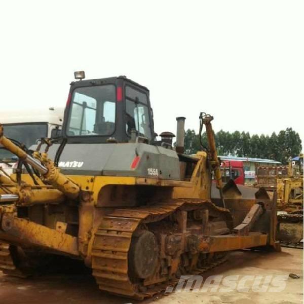 Komatsu d155a-3 Pásové dozery