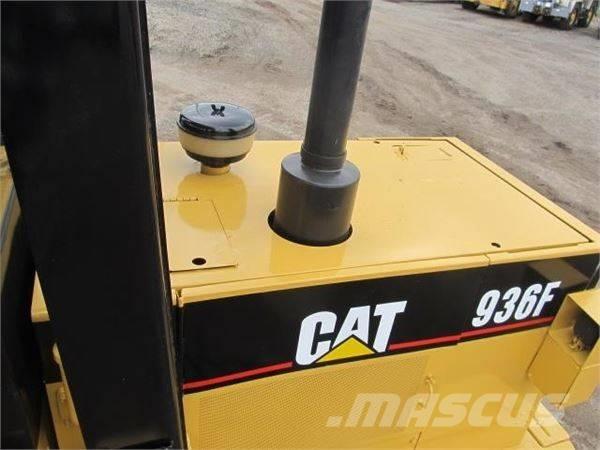 CAT 936 F Kolové nakladače
