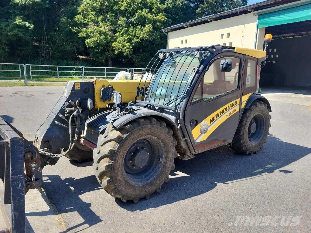 New Holland TH 6.28 Teleskopické nakladače pro zemědělství