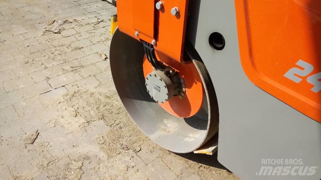 Atlas AW240 Tandemové válce