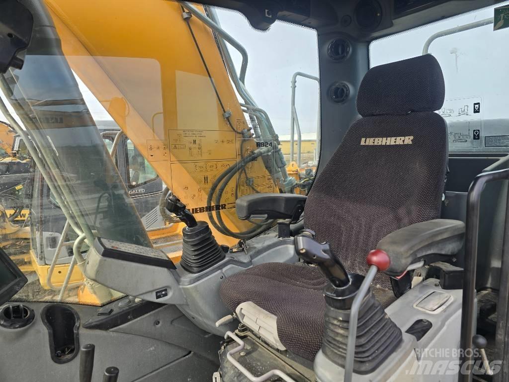 Liebherr R 924 Pásová rýpadla