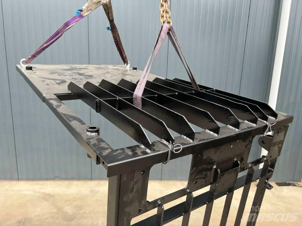 CAT 320D Guard Kabiny a interiér