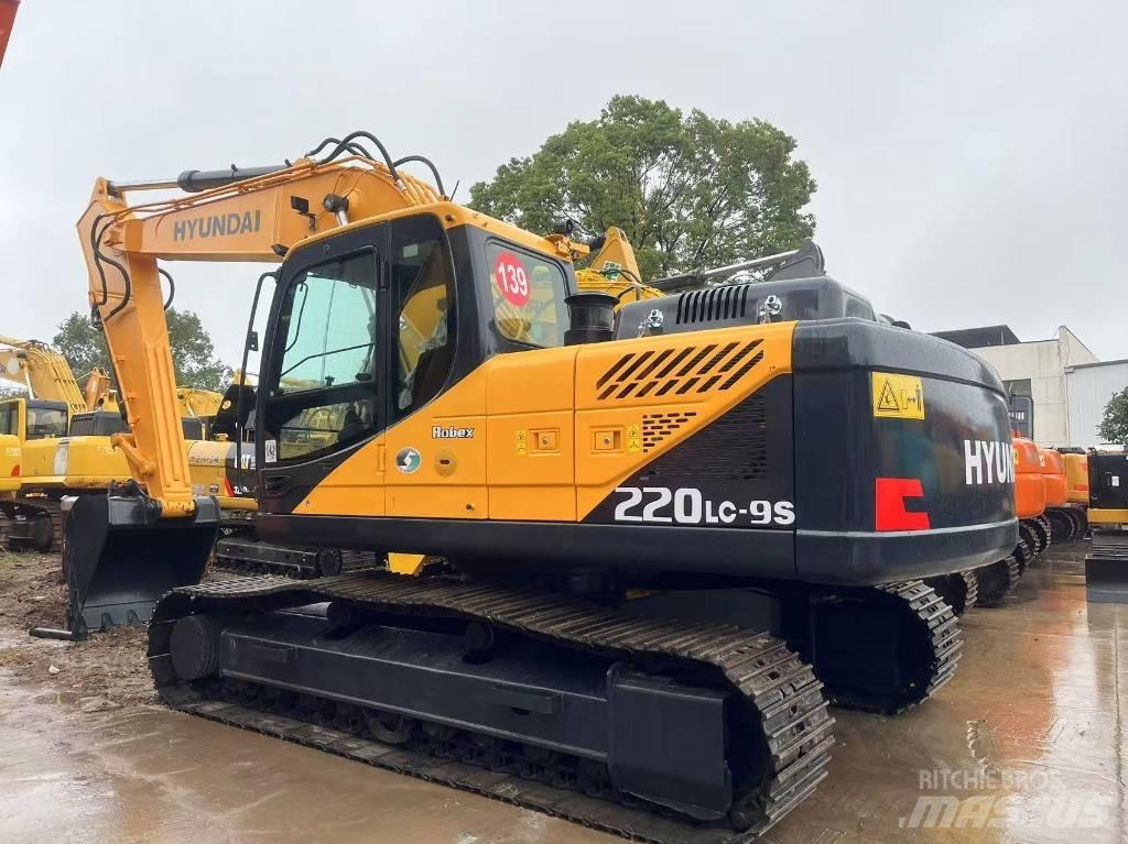 Hyundai R220LC-9S Kolová rýpadla