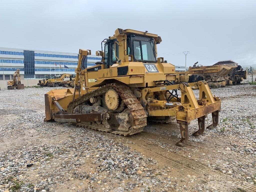 CAT D 6 T Pásové dozery