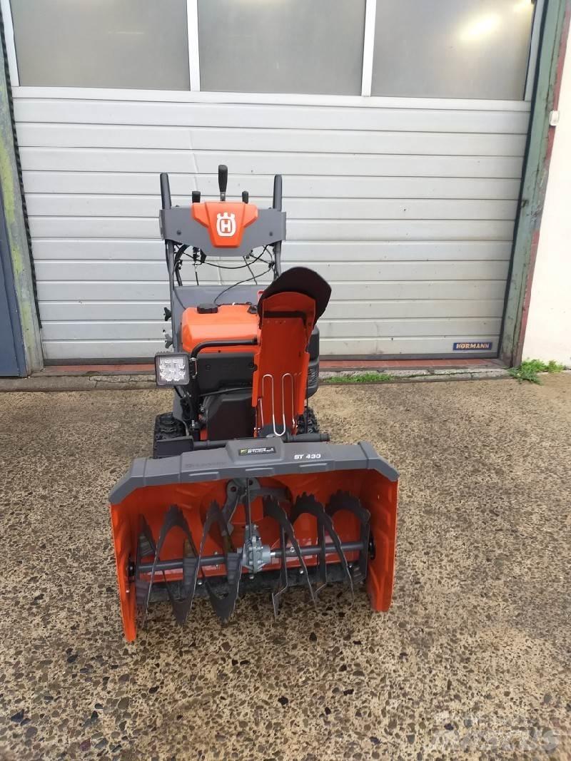 Husqvarna ST420 Sněhové frézy