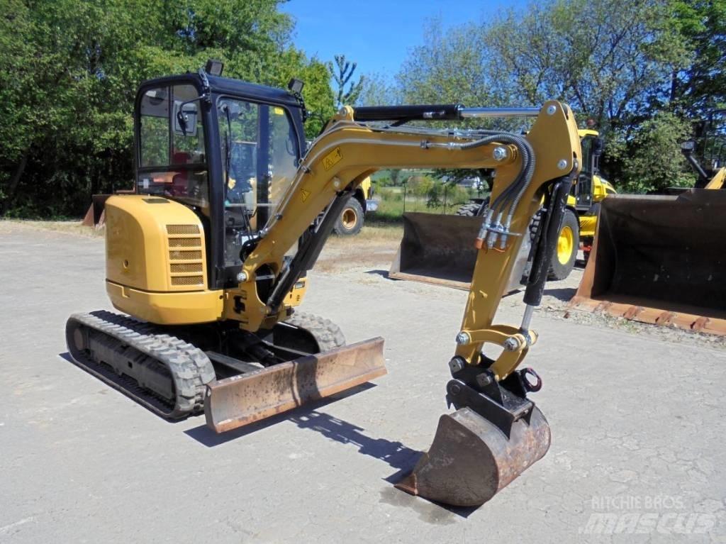 CAT 302.7 D CR Mini rýpadla < 7t