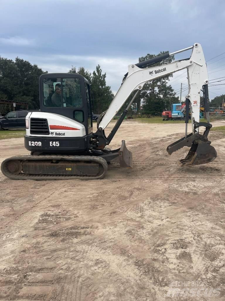 Bobcat E 45 Mini rýpadla < 7t