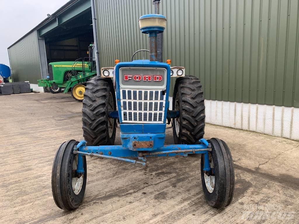 Ford 7000 Traktory