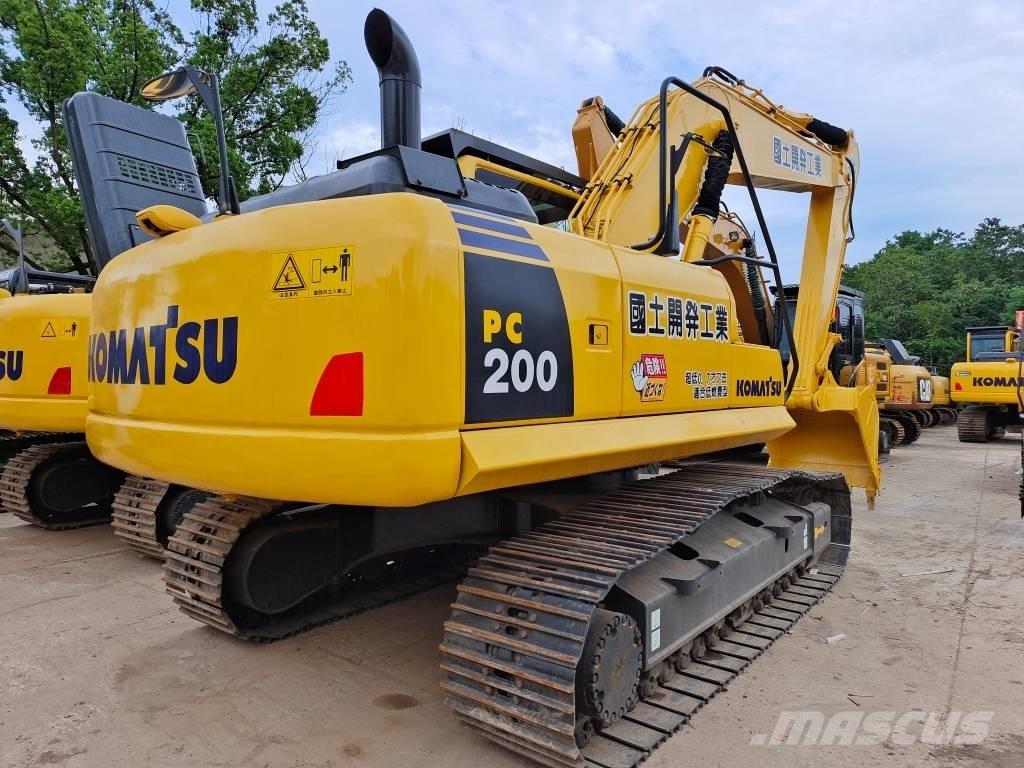 Komatsu PC 200-8N1 Pásová rýpadla