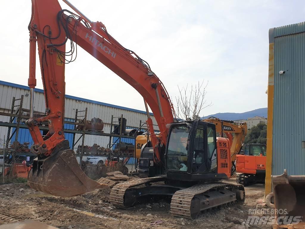 Hitachi ZX225USLC Pásová rýpadla
