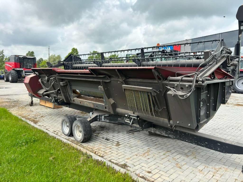 Massey Ferguson 7347 Sklízecí mlátičky