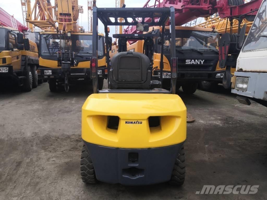 Komatsu 30 Dieselové vozíky