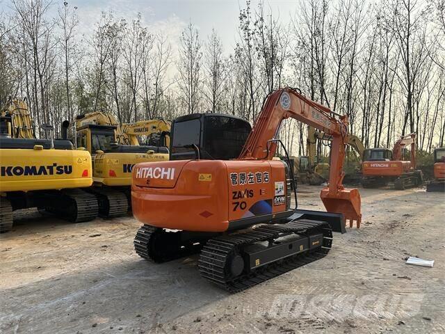 Hitachi ZX70 Pásová rýpadla
