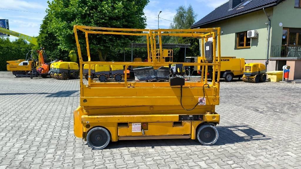 Haulotte Compact 8 Nůžková zvedací plošina