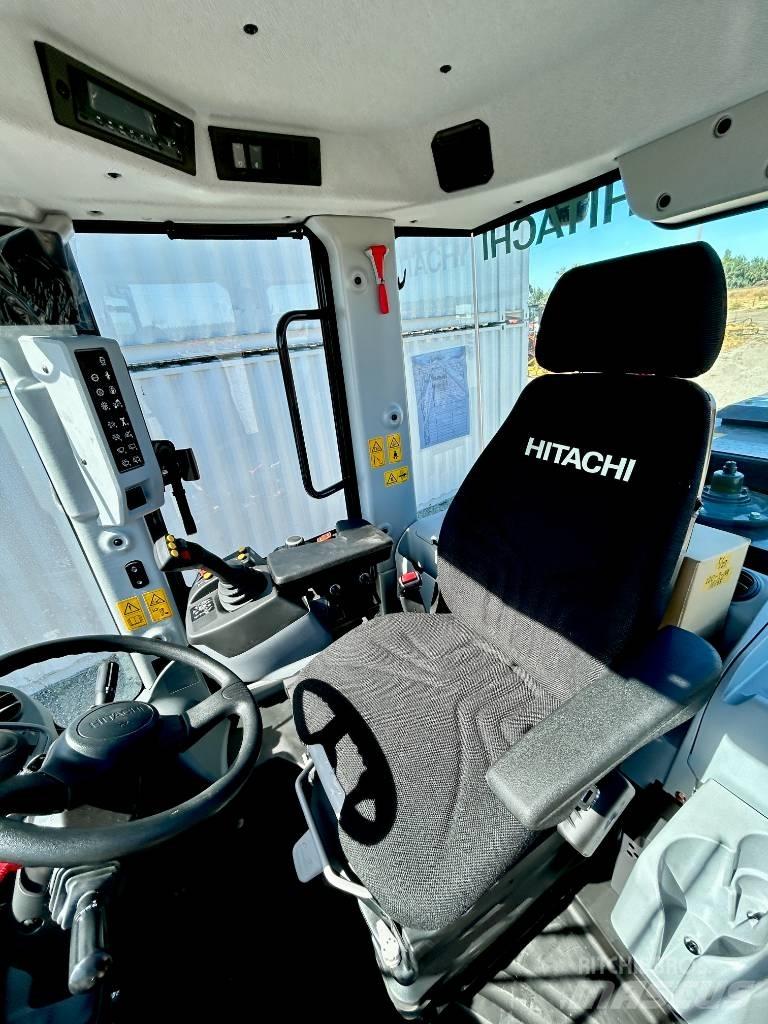 Hitachi ZW220-7 Kolové nakladače