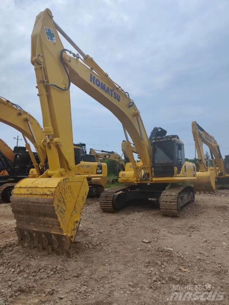 Komatsu PC350 Pásová rýpadla
