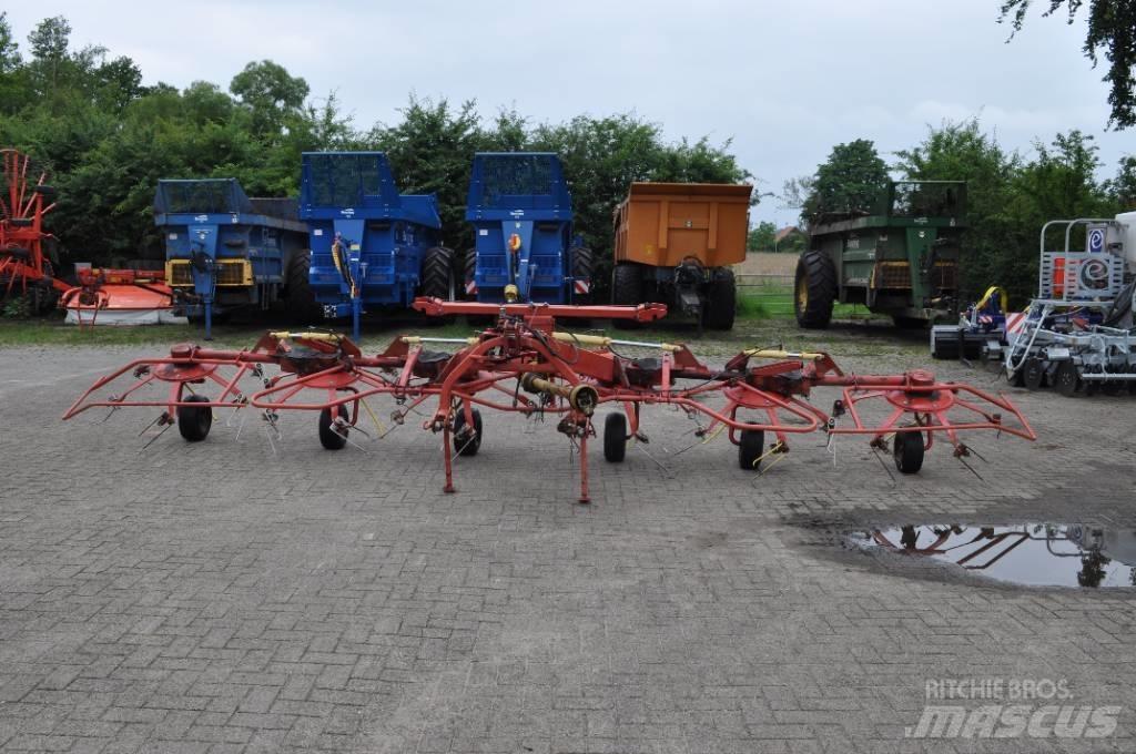 Lely Lotus 675 Obraceče a shrabovače sena