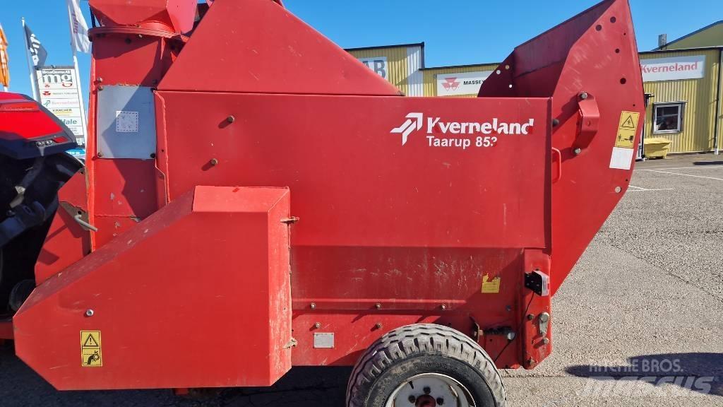 Kverneland 853 Drtiče a řezače balíků