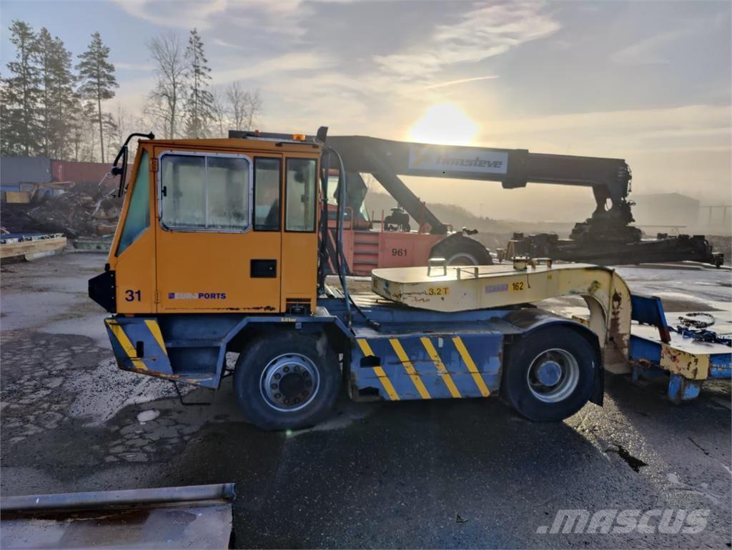 Sisu TR 180 AL 2 Terminálový tahač