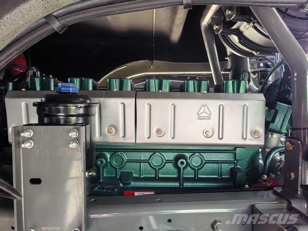 Howo 371 8x4 Sklápěcí přívěsy