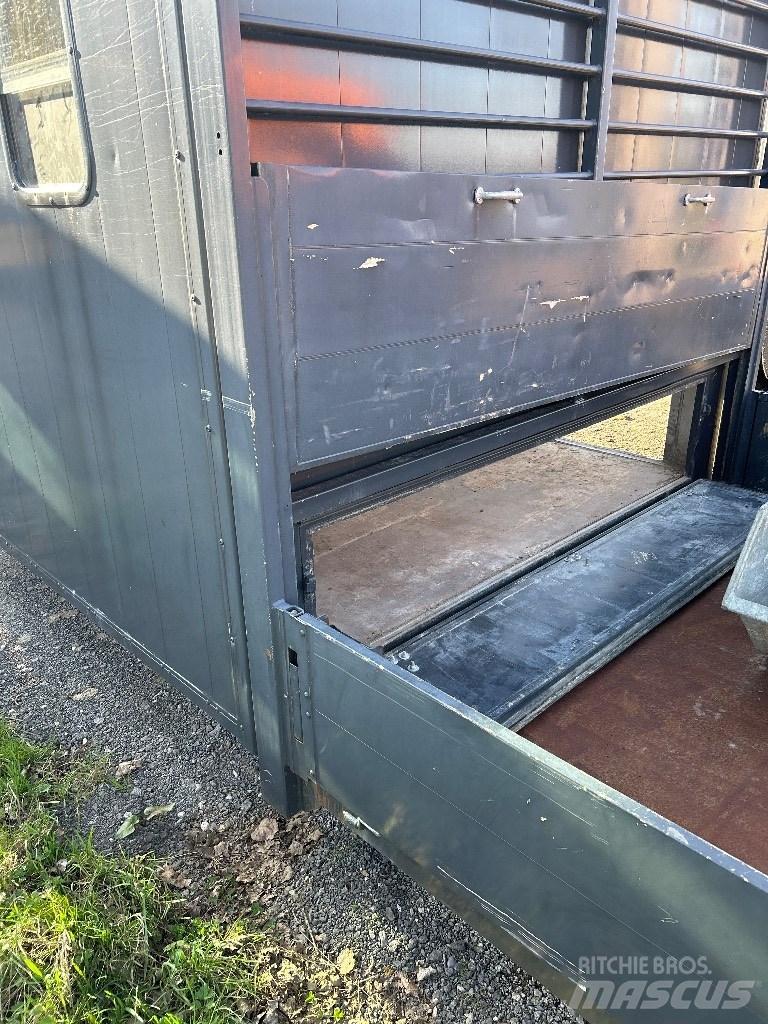  Container Caisson Obytné kontejnery