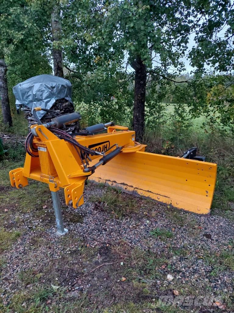 Wieska W300JH2 Tažené radlice