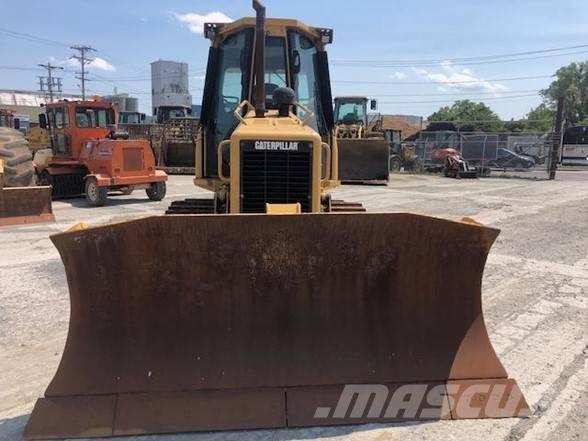 CAT D 5 G XL Pásové dozery