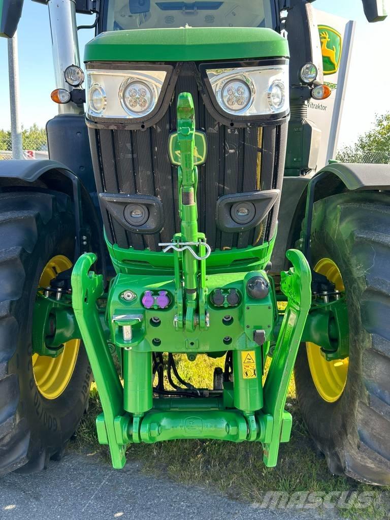 John Deere 6R250 Traktory