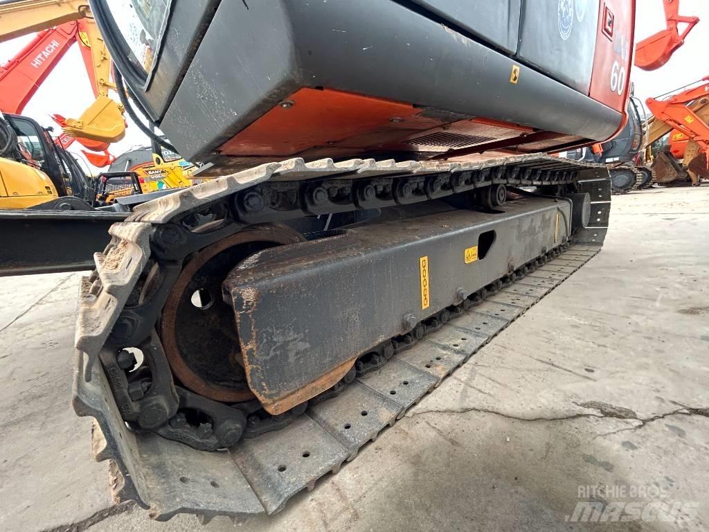 Hitachi ZX 60 Pásová rýpadla