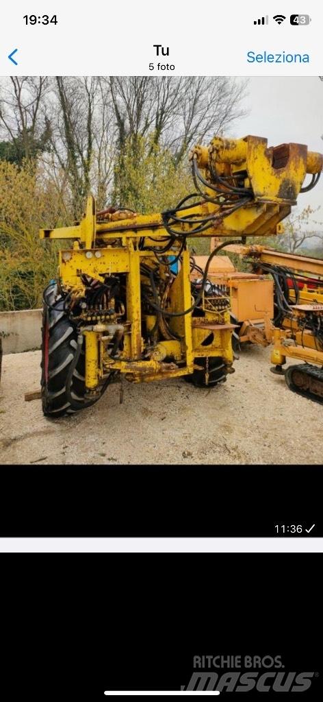 Atlas A  30 Vodní vrtné soupravy
