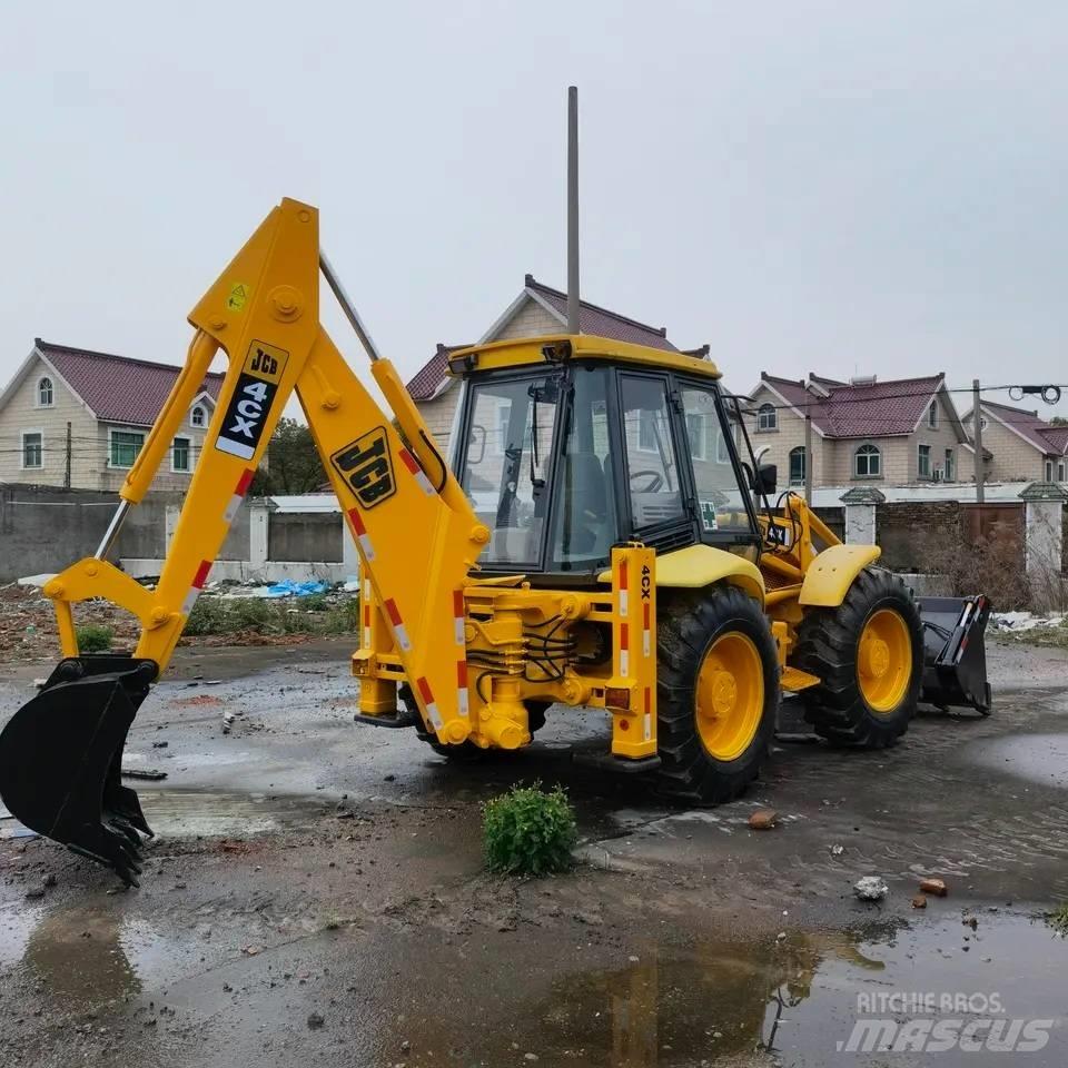 JCB 4CX Rýpadlo-nakladače