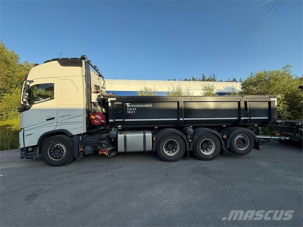 Volvo FH540 8x4 Sklápěče