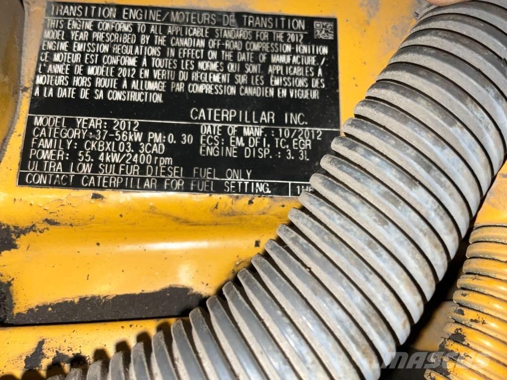CAT 908 H 2 Kolové nakladače