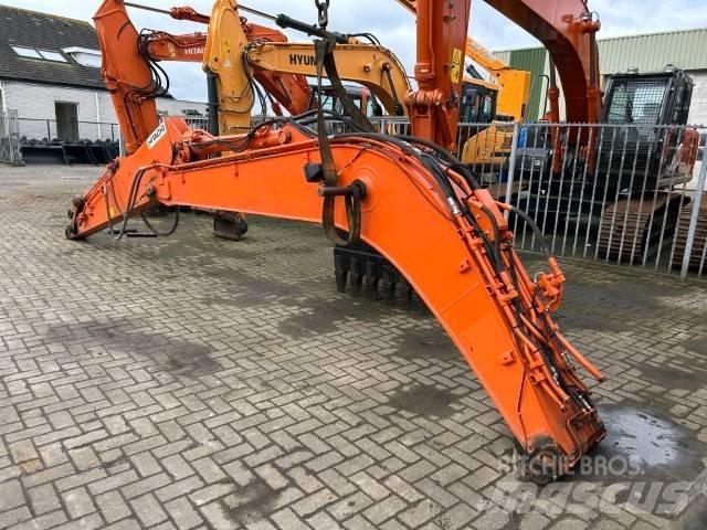 Hitachi ZX 130 Hloubkové lopaty