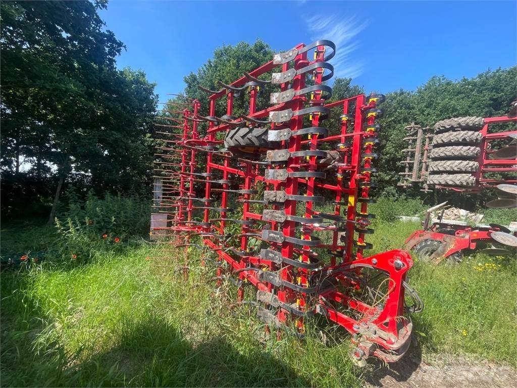 Väderstad NZM 600 Kombinované secí stroje