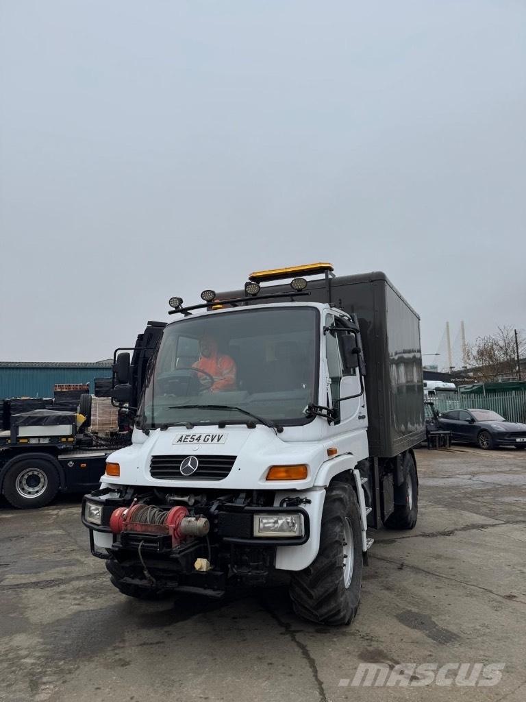 Unimog U300 Užitkové stroje