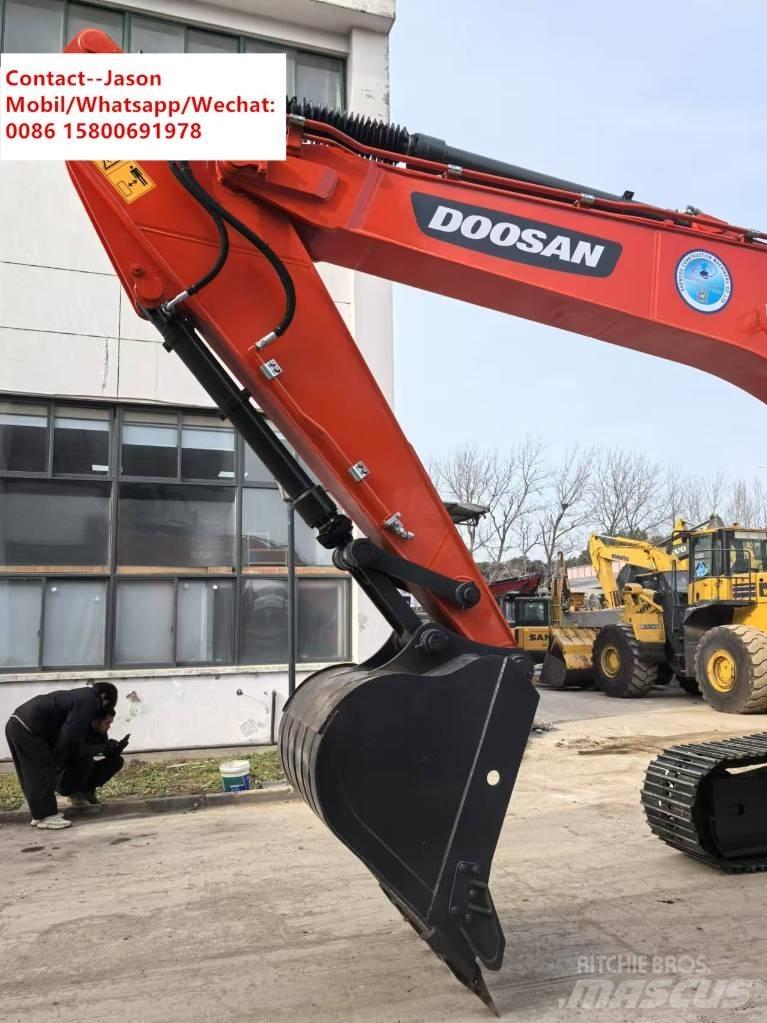 Doosan DX 225 LCA Pásová rýpadla