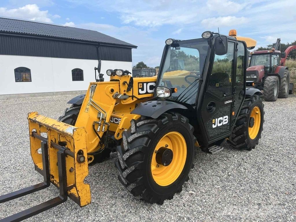 JCB 527-58 Agri Plus Teleskopické nakladače pro zemědělství