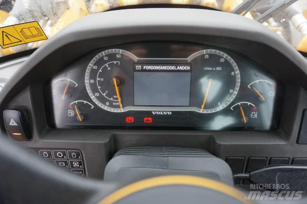 Volvo L250H *Uthyres* Kolové nakladače
