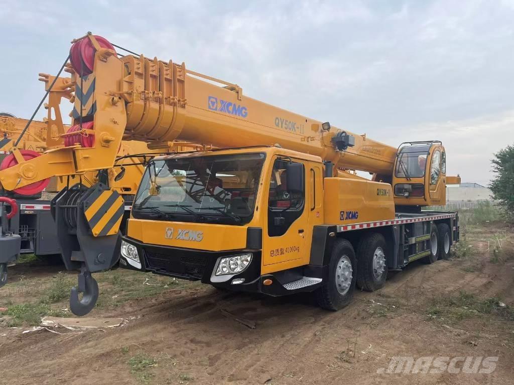 XCMG QY 50 K-II Univerzální terénní jeřáby