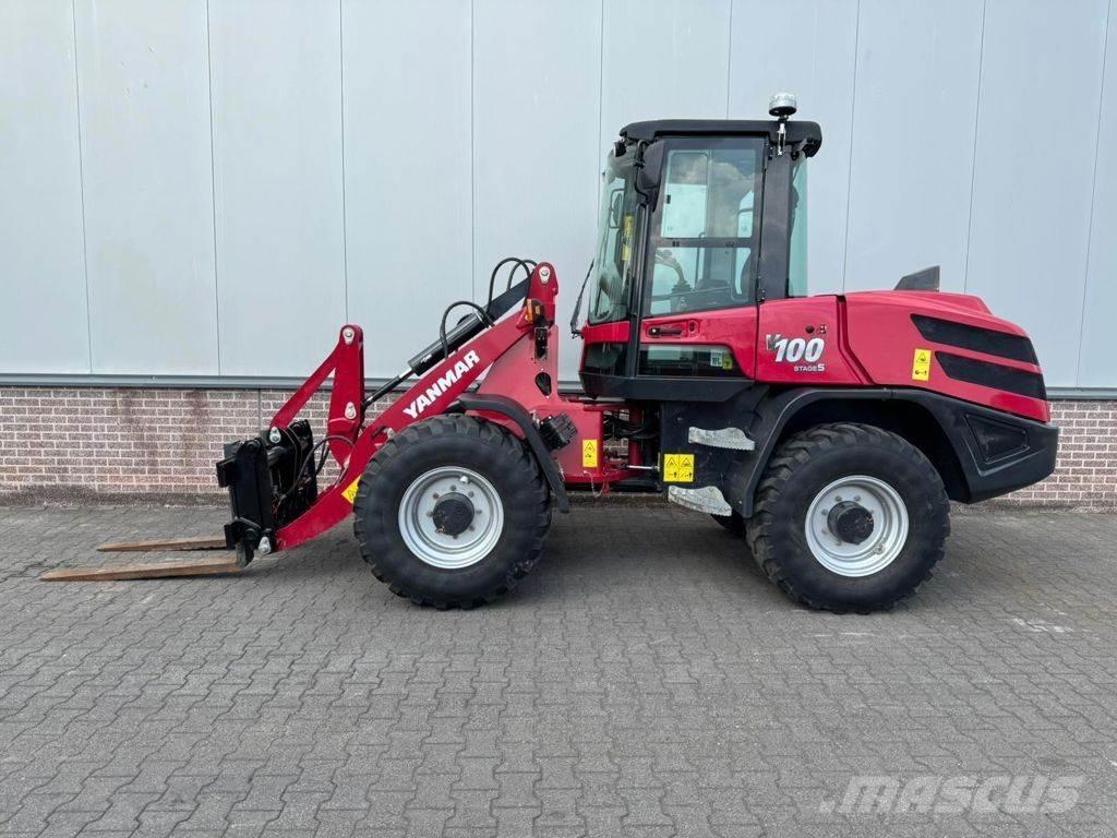 Yanmar V100 Kolové nakladače