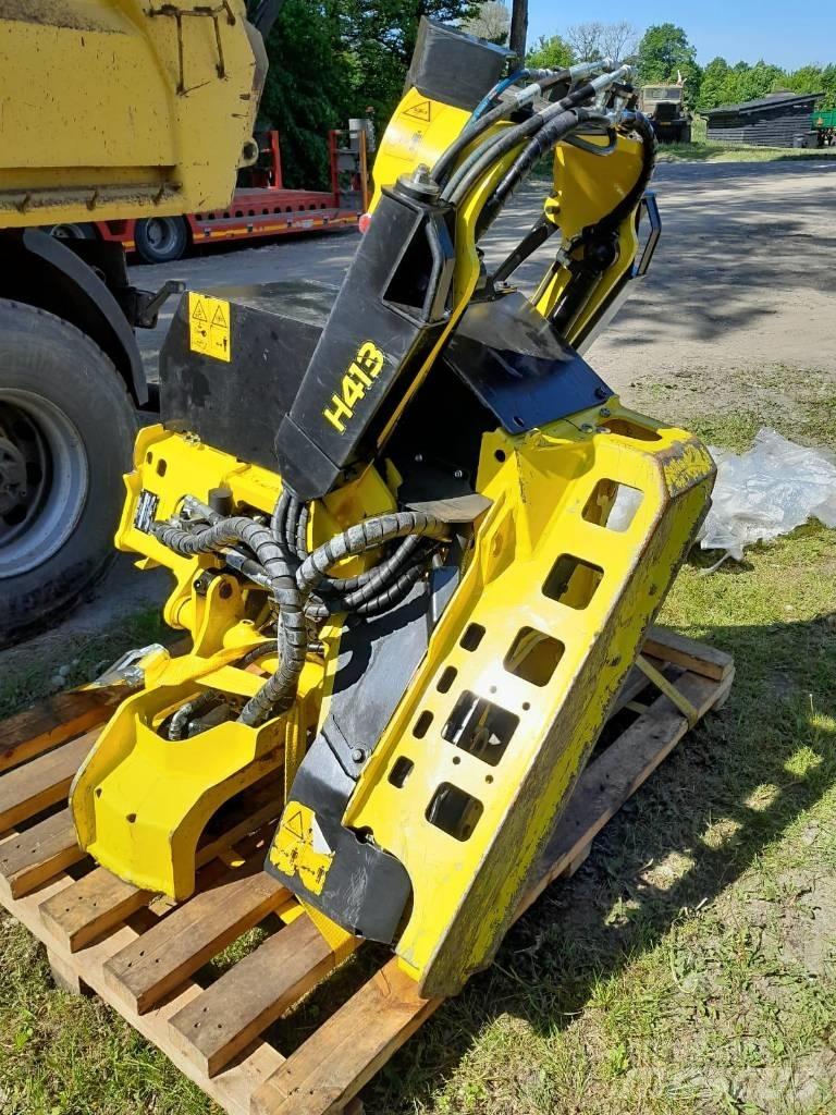 John Deere H413 Těžební hlavy