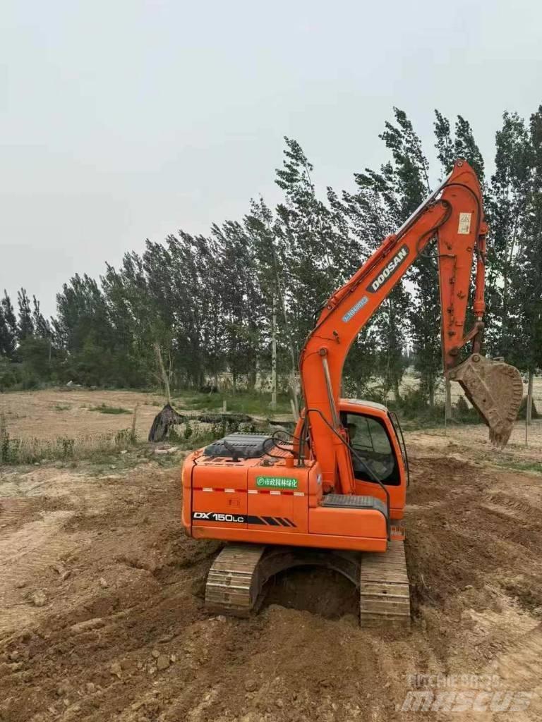 Doosan DX150 Pásová rýpadla