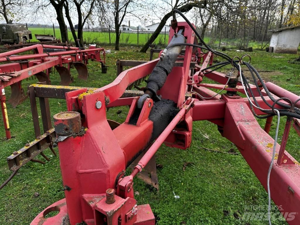 Kühne KRW 6 Konvenční pluh
