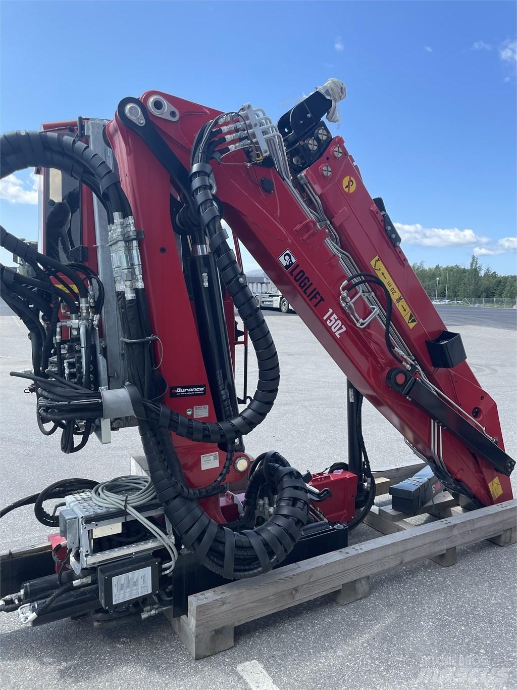 Loglift F150ZTi9.5 Lesnické jeřáby