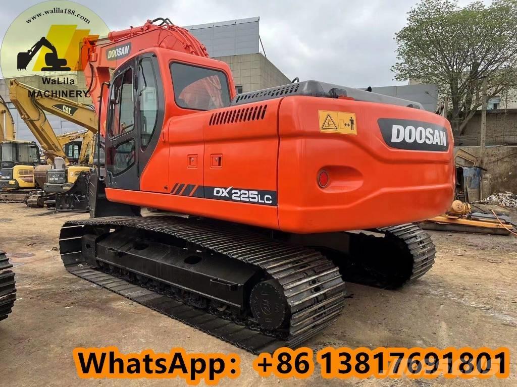 Doosan DX 225 LCA Pásová rýpadla