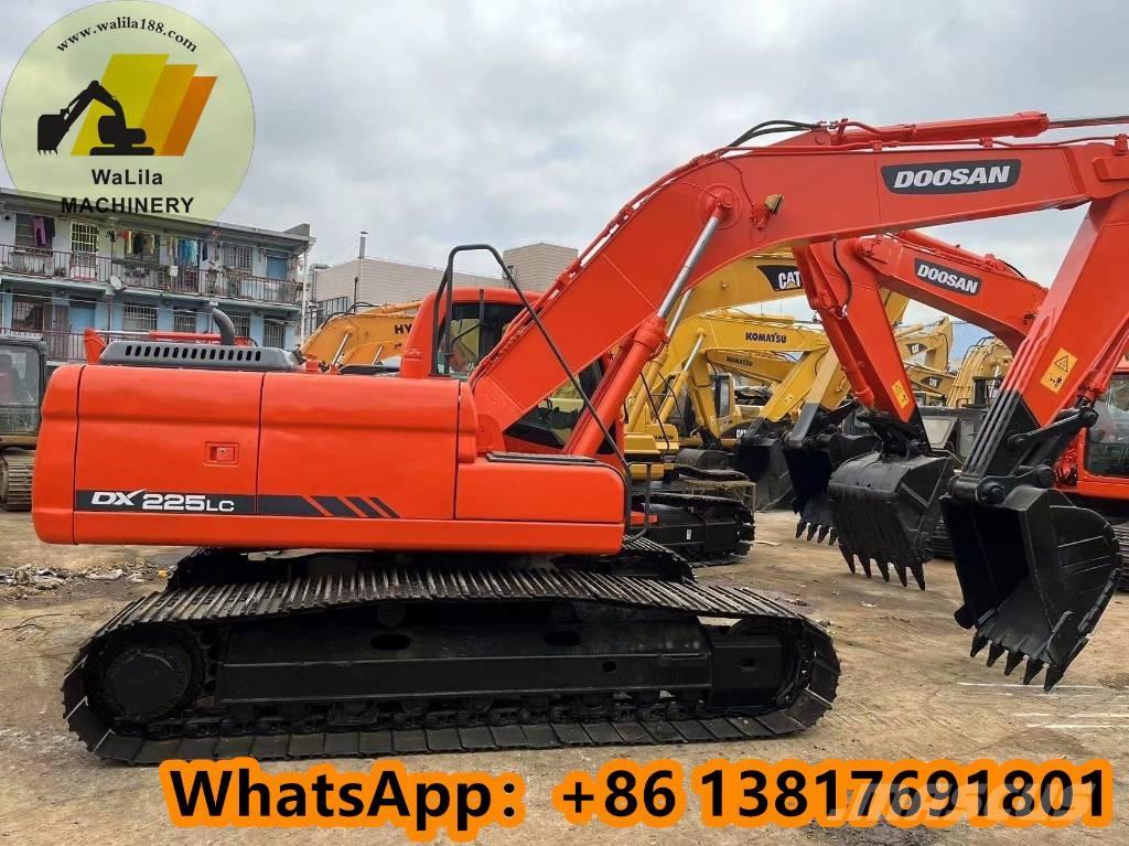 Doosan DX 225 LCA Pásová rýpadla
